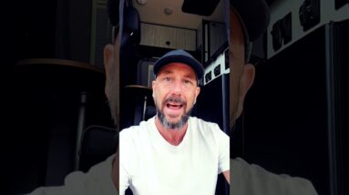 Why Short Vertical Vids Are Best For Coaches, Creators & New Marketers